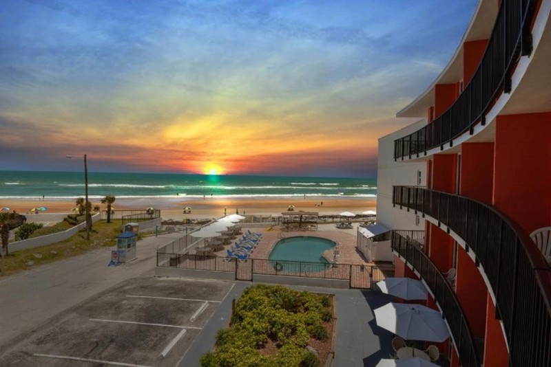Image: Cove Motel Oceanfront