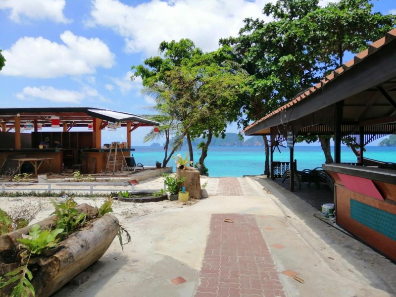Image: Phi Phi Long Beach Bungalow ( Had Yao)