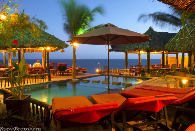 Image: Joe's Cafe & Garden Resort