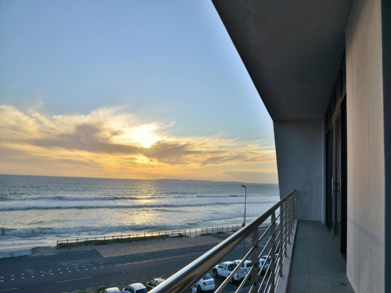 Image: Blaauwberg Beach Hotel