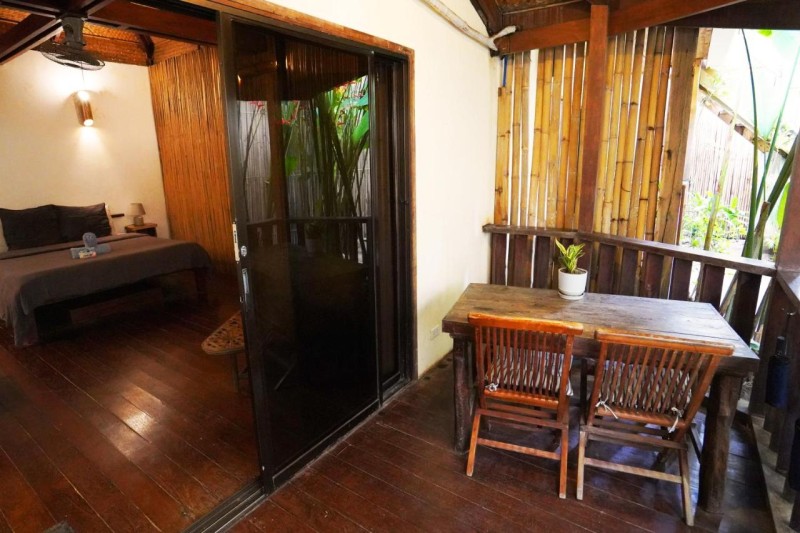 Image: Fisheye The Rooms - Family room