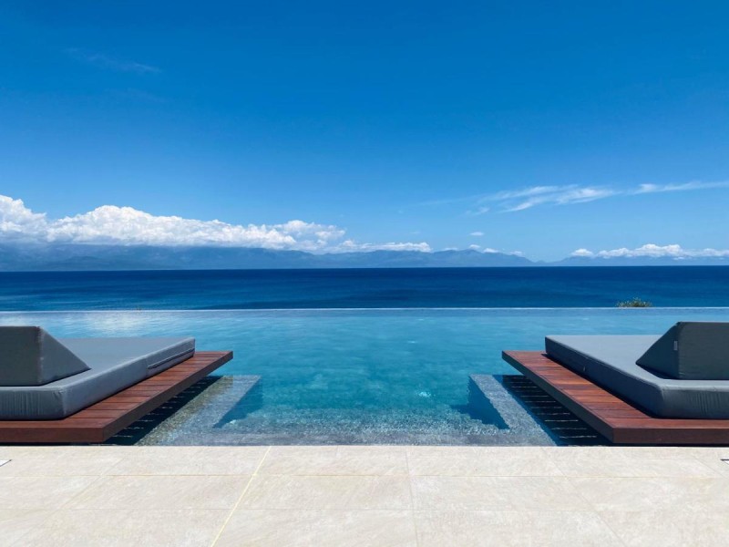 Image: Colonides Retreat Sea & Silence