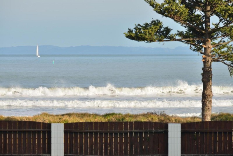 Image: Waikanae Beach Motel
