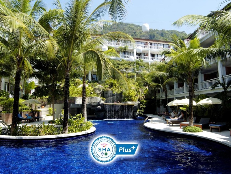 Image: Sunset Beach Resort