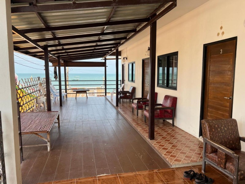 Image: grandmabalcony
