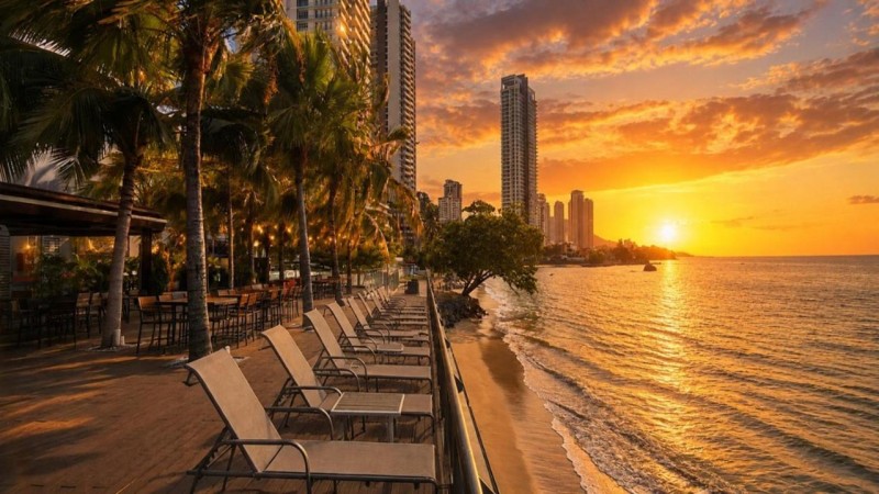 Image: Hompton Hotel by the Beach