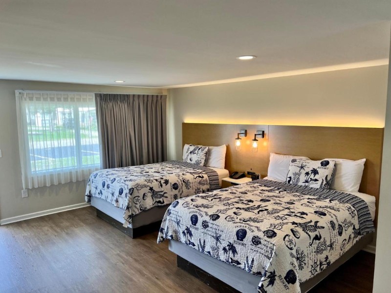 Image: Oceanview Inn - Emerald Isle