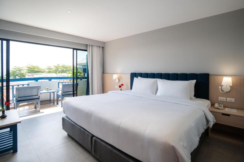 Image: Phuket Island View Resort