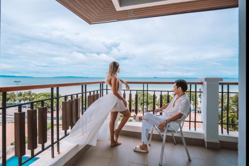 Image: Welcome World Beachfront Resort