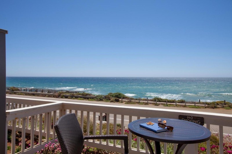 Image: Sand Pebbles Inn