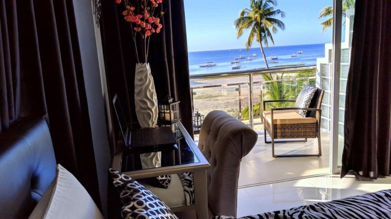 Image: Bohol South Beach Hotel