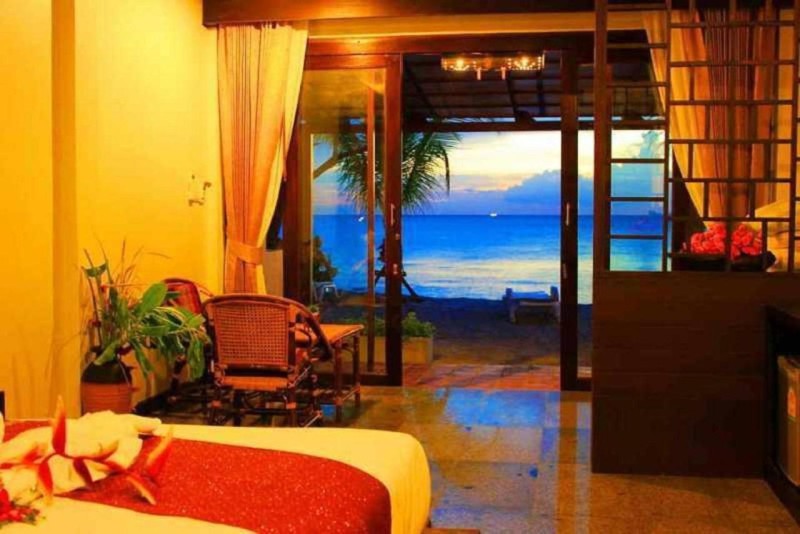 Image: Peace Paradise Beach