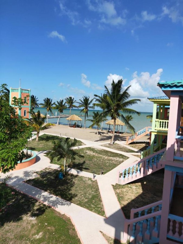 Image: Sunshine View Hotel and Restaurant