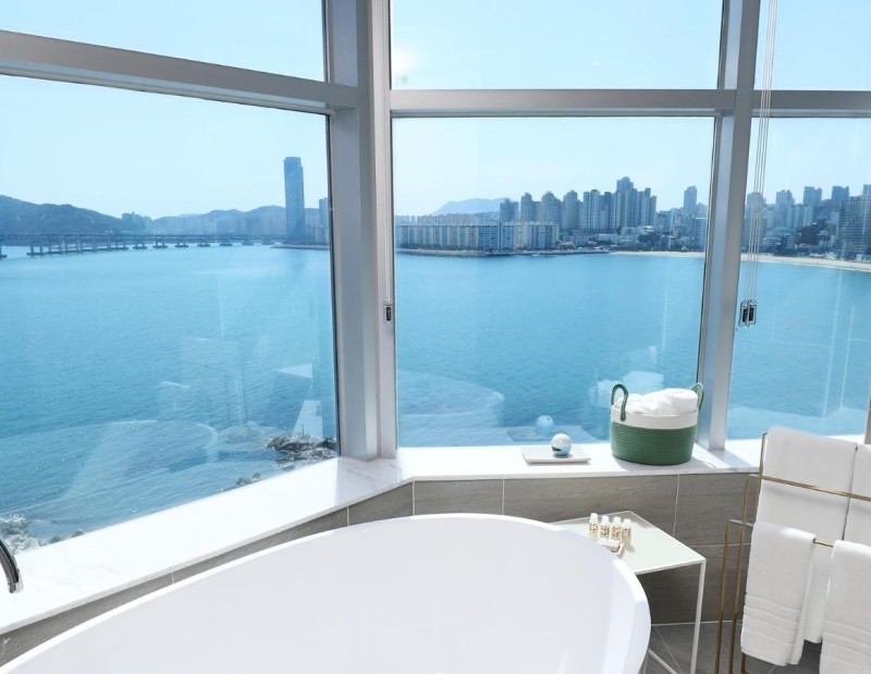 Image: H Avenue Gwanganri Beach