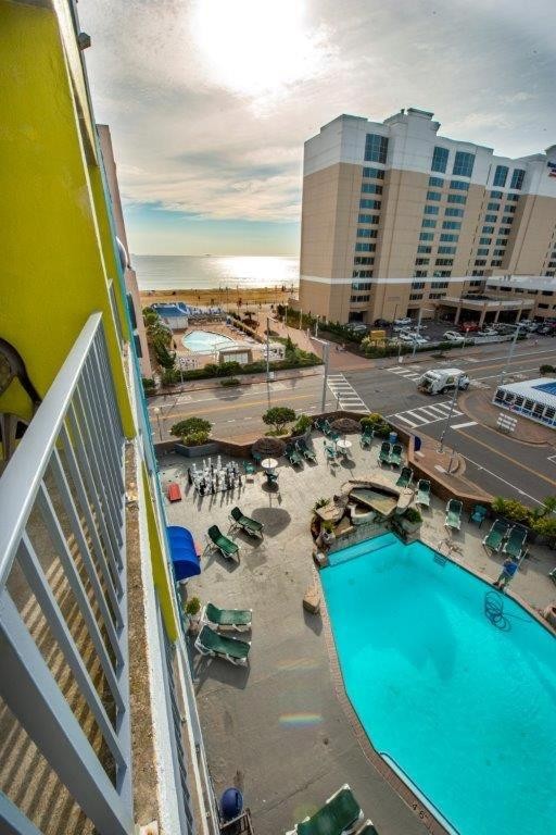 Image: Days Inn by Wyndham Virginia Beach At The Beach