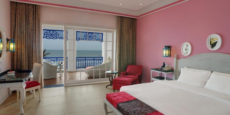Image: Mayfair Palm Beach Resort