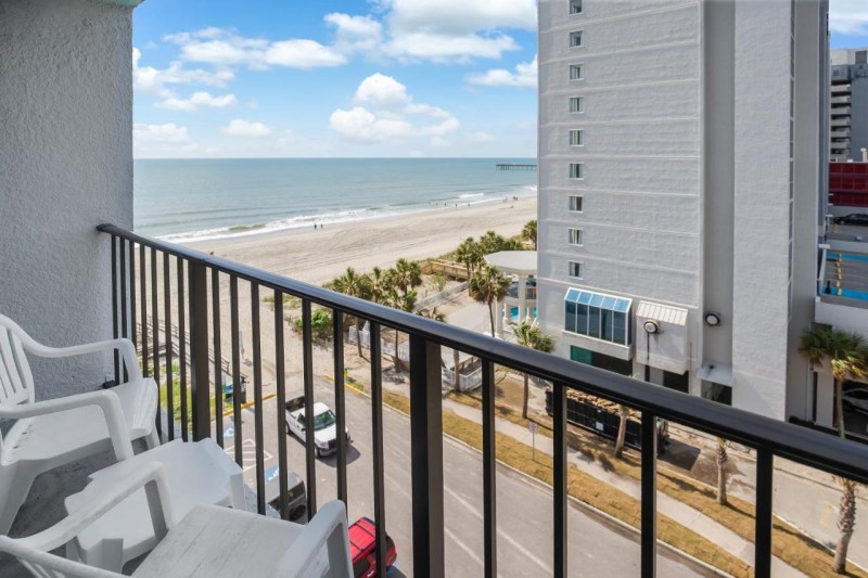 Image: Tropical Seas Hotel