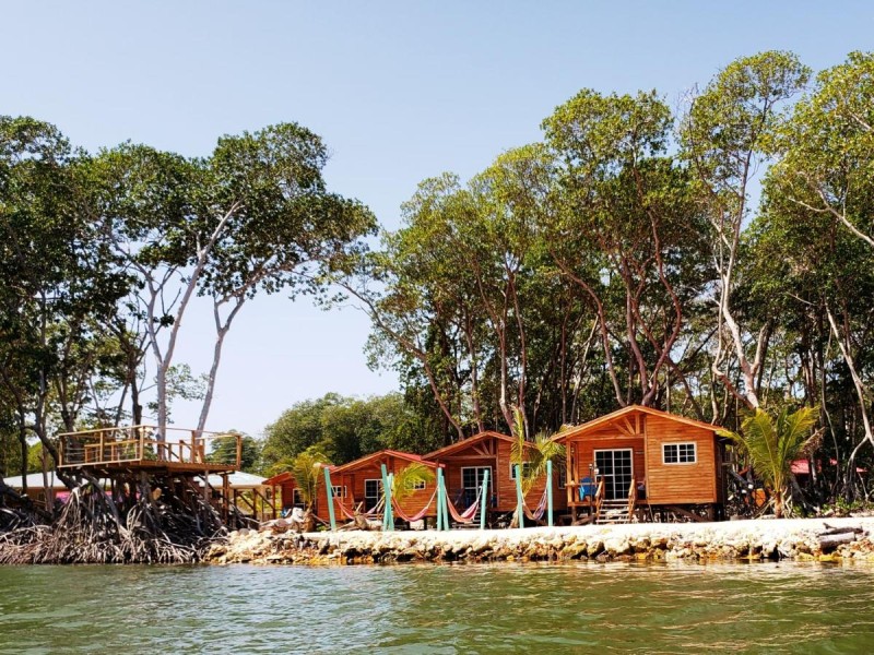 Image: Seaside Chateau Resort