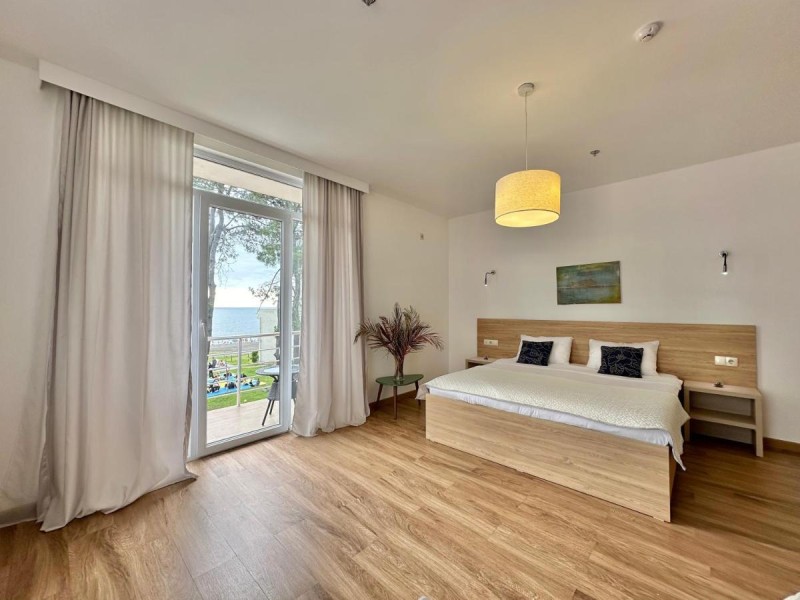 Image: Hotel Molecule