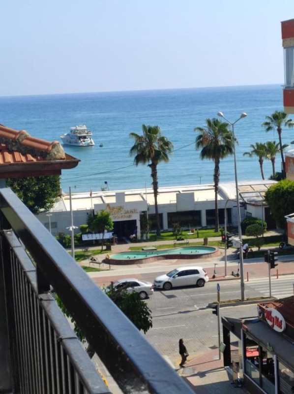 Image: MOONBOW BEACH HOTEL