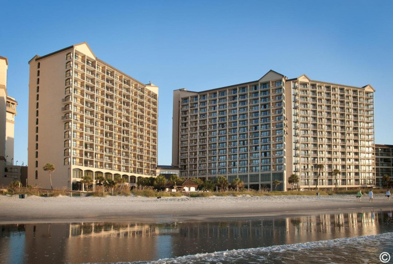 Image: Beach Cove Resort
