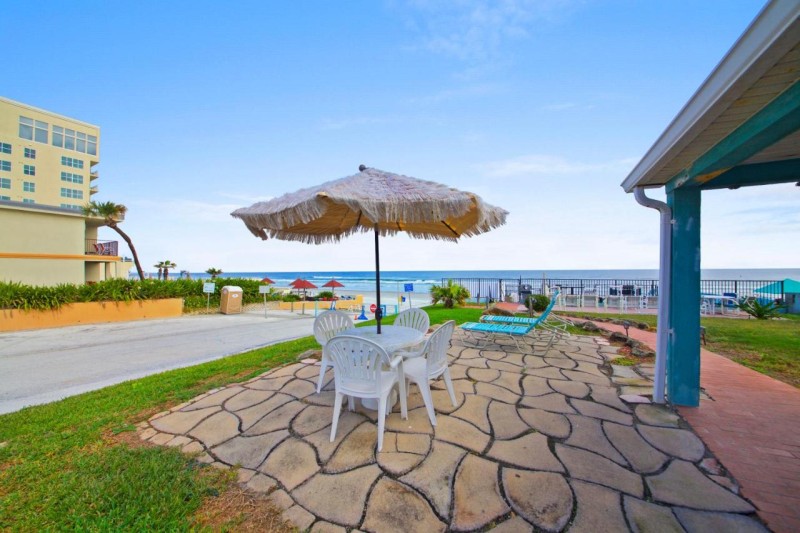 Image: Daytona Shores Inn and Suites