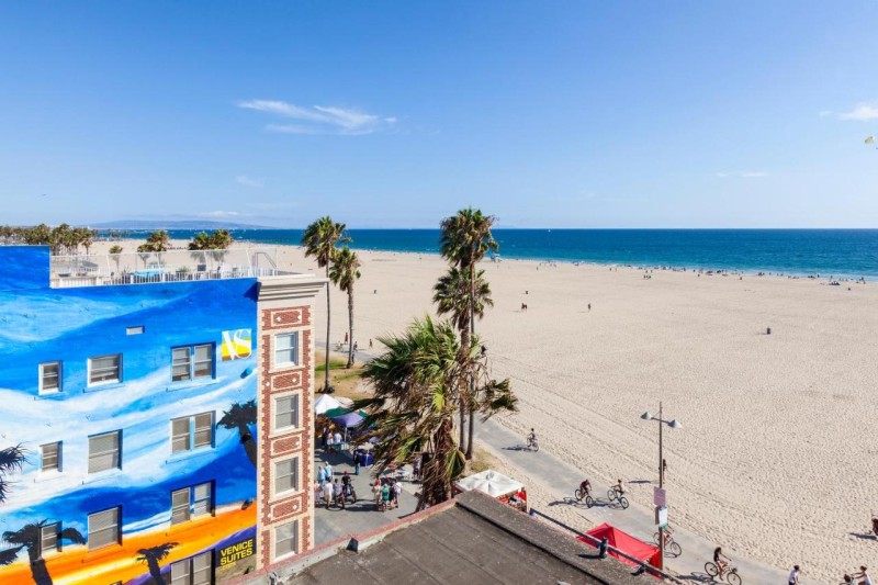 Image: Venice Suites