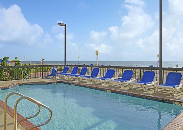 Image: The Breakers Resort Inn