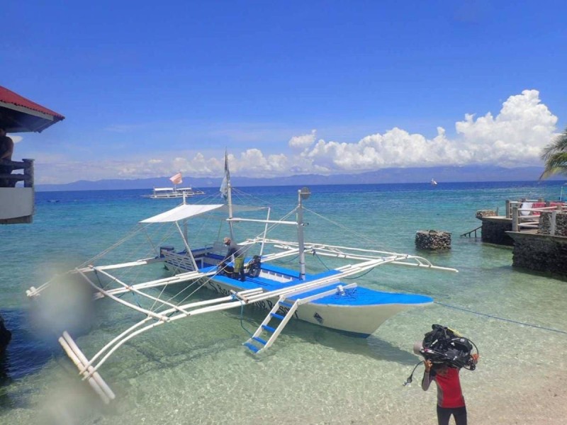 Image: Love's Beach & Dive Resort