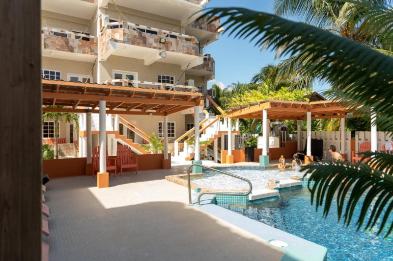 Image: Island Magic Beach Resort