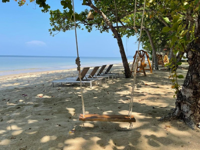 Image: Koh Jum Delight Beach