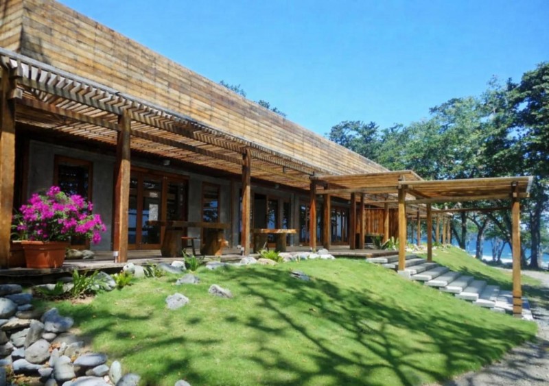 Image: The Pade Dive Resort
