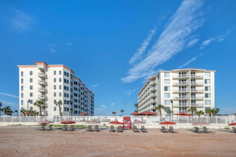 Image: Hilton Vacation Club The Cove on Ormond Beach