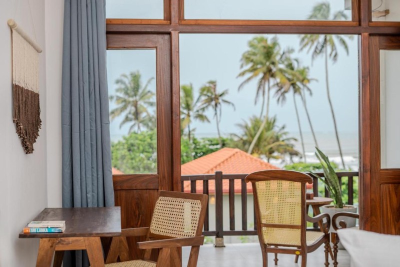 Image: The Green Rooms Surf & Yoga Camp - ON THE BEACH - Prime location Renovated 2024