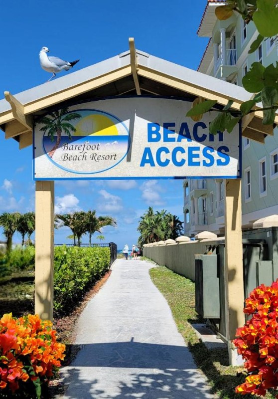 Image: Barefoot Beach Resort