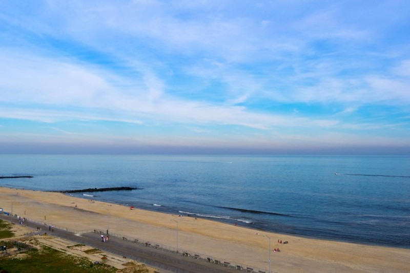 Image: Berkeley Oceanfront Hotel