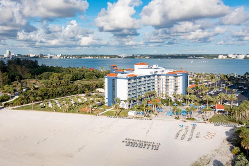 Image: Clearwater Beach Sheraton Resort on Sand Key