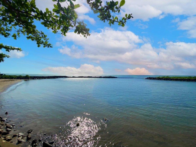 Image: Avery Coconut Island Waterpark Beach Resort Carita