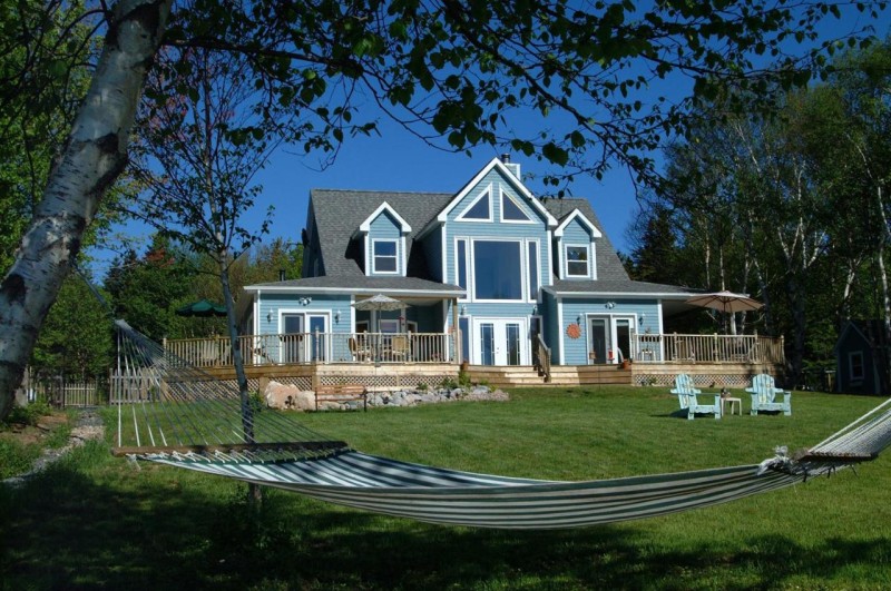 Image: Sea Parrot Ocean View Manor