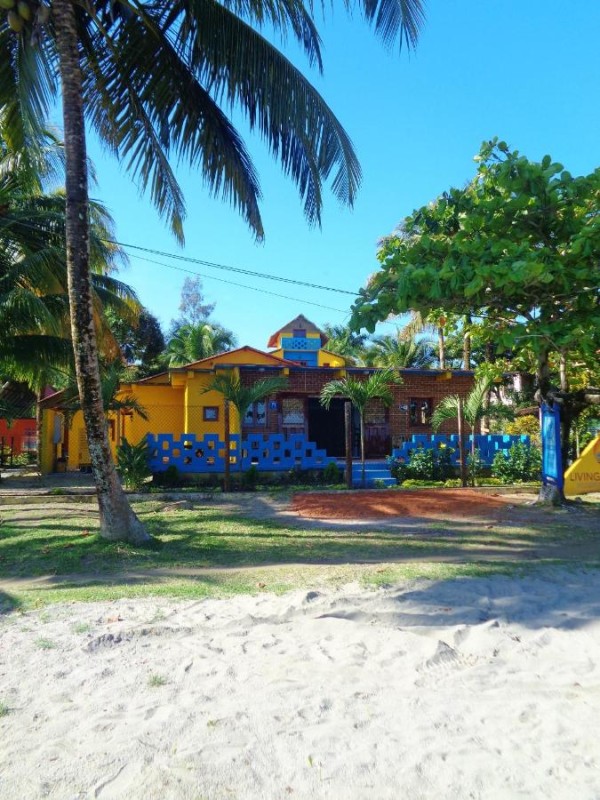 Image: Livingston Resort Hotel
