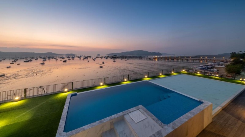 Image: SHIN Arch39 Phuket Beach Front - SHA Plus