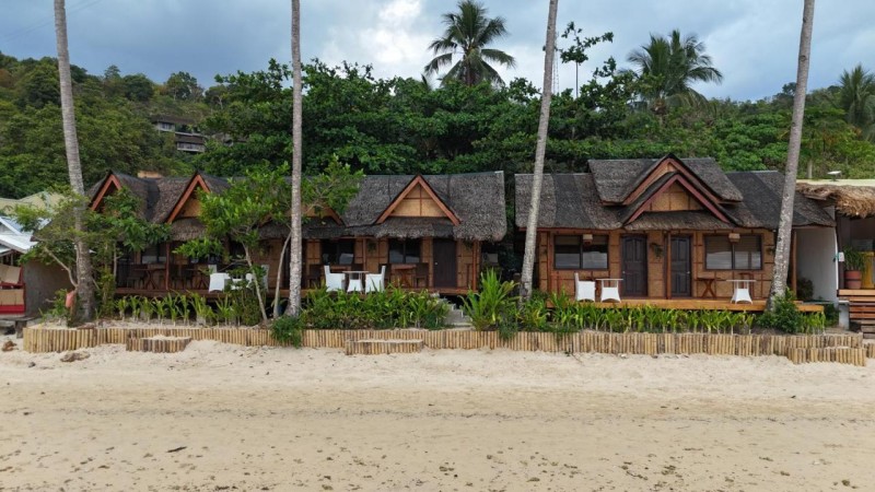 Image: Beach Huts El Nido