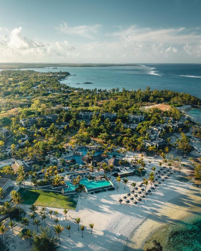 Image: Long Beach Mauritius