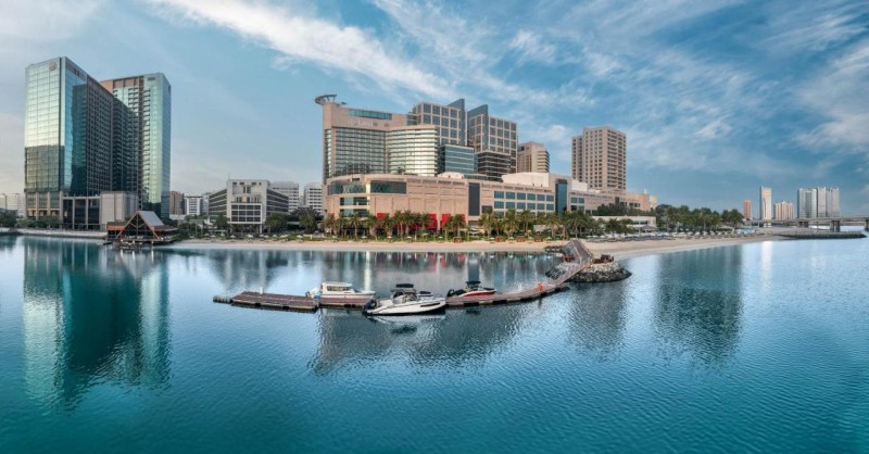 Image: Beach Rotana - Abu Dhabi