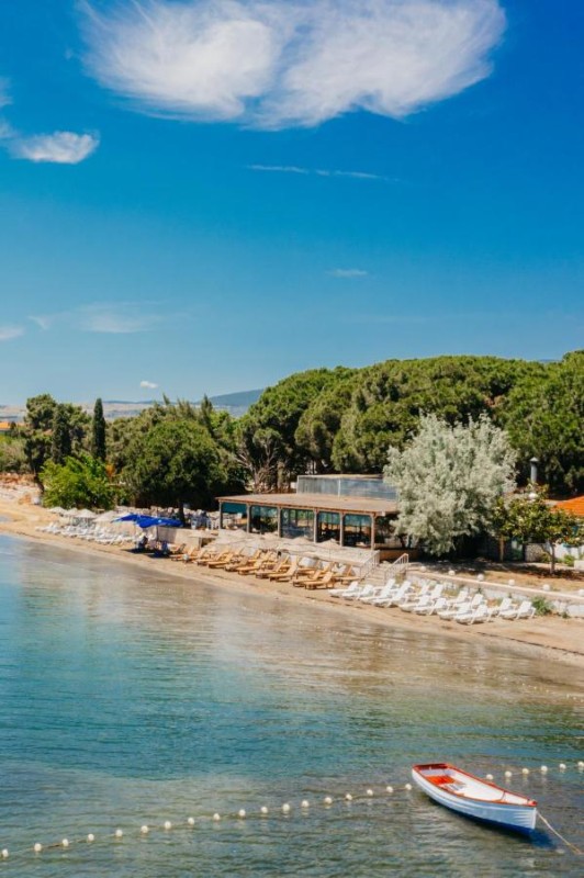 Image: Pino Mar Luxury Bungalows