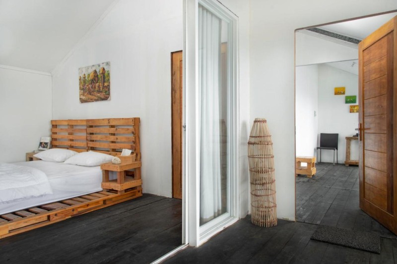 Image: Beu Ceubeh Cottage - Family Room