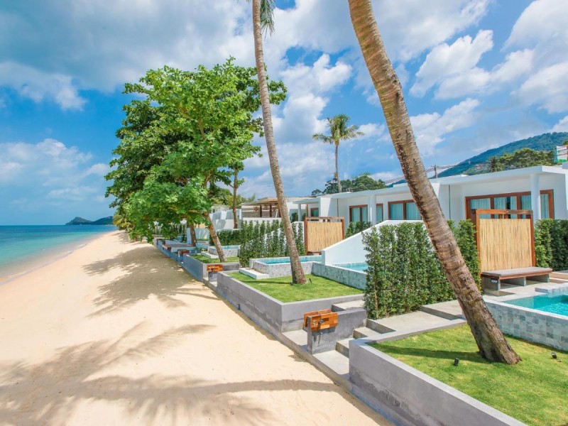 Image: White Whale Beachfront Pool Villa