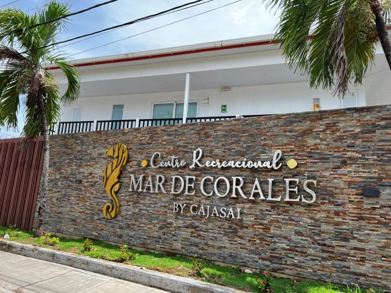 Image: Hotel Mar de Corales By CAJASAI