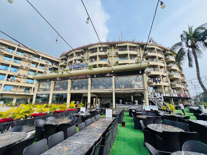 Image: Hotel Kollol by J&Z Group