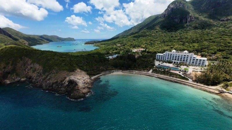 Image: Orson Hotel & Resort Private Beach Con Dao - Snorkeling Turtle Release Tour